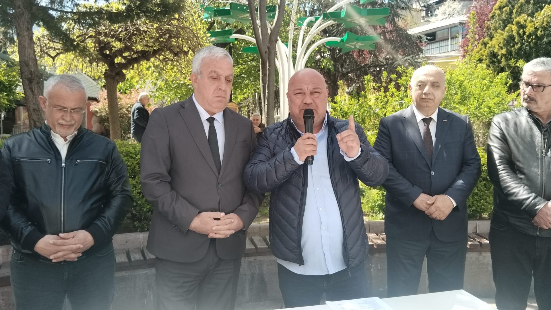 Fdcfc92D F2F5 47Df 9676 90C0Ce7954E5