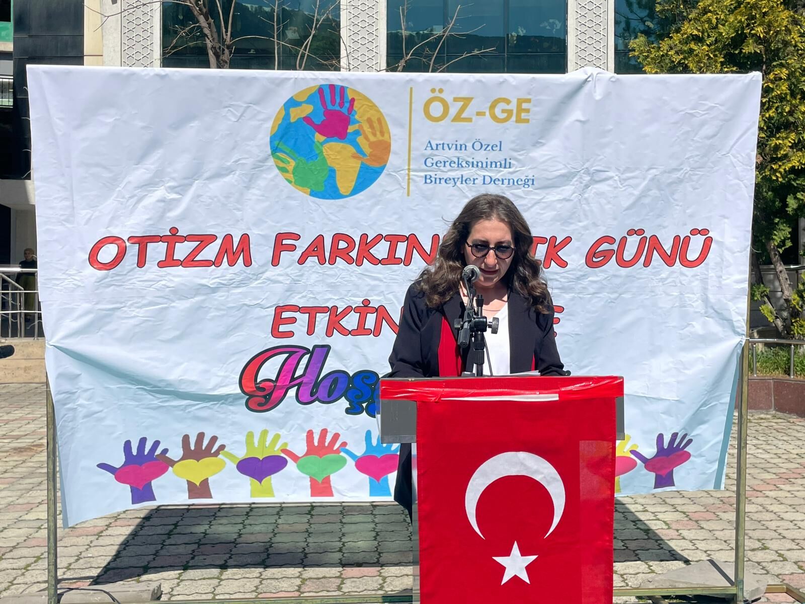 Otizm Farkındalığına Dikkat Çekildi (5)