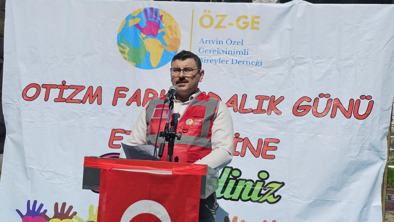 Otizm Farkındalığına Dikkat Çekildi (9)