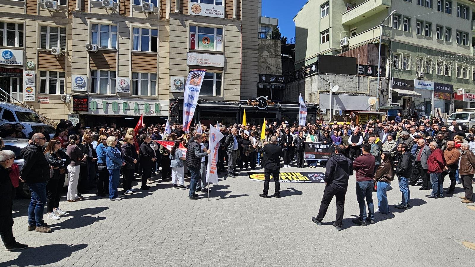 Sokaklarda Tek Ses Yusuf Tekin İstifa (4)