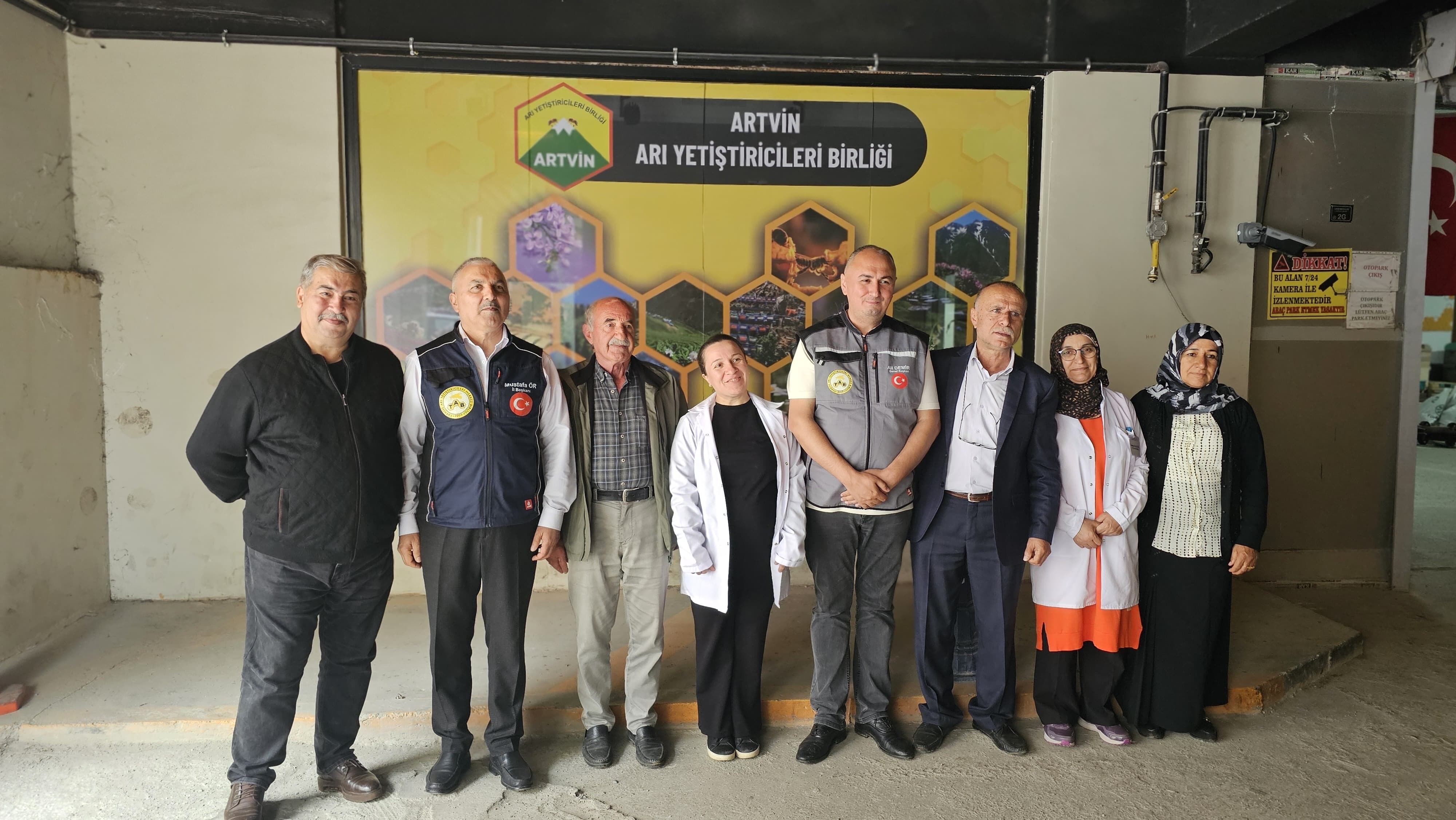 “Arı Olmazsa Hayat Yok”
