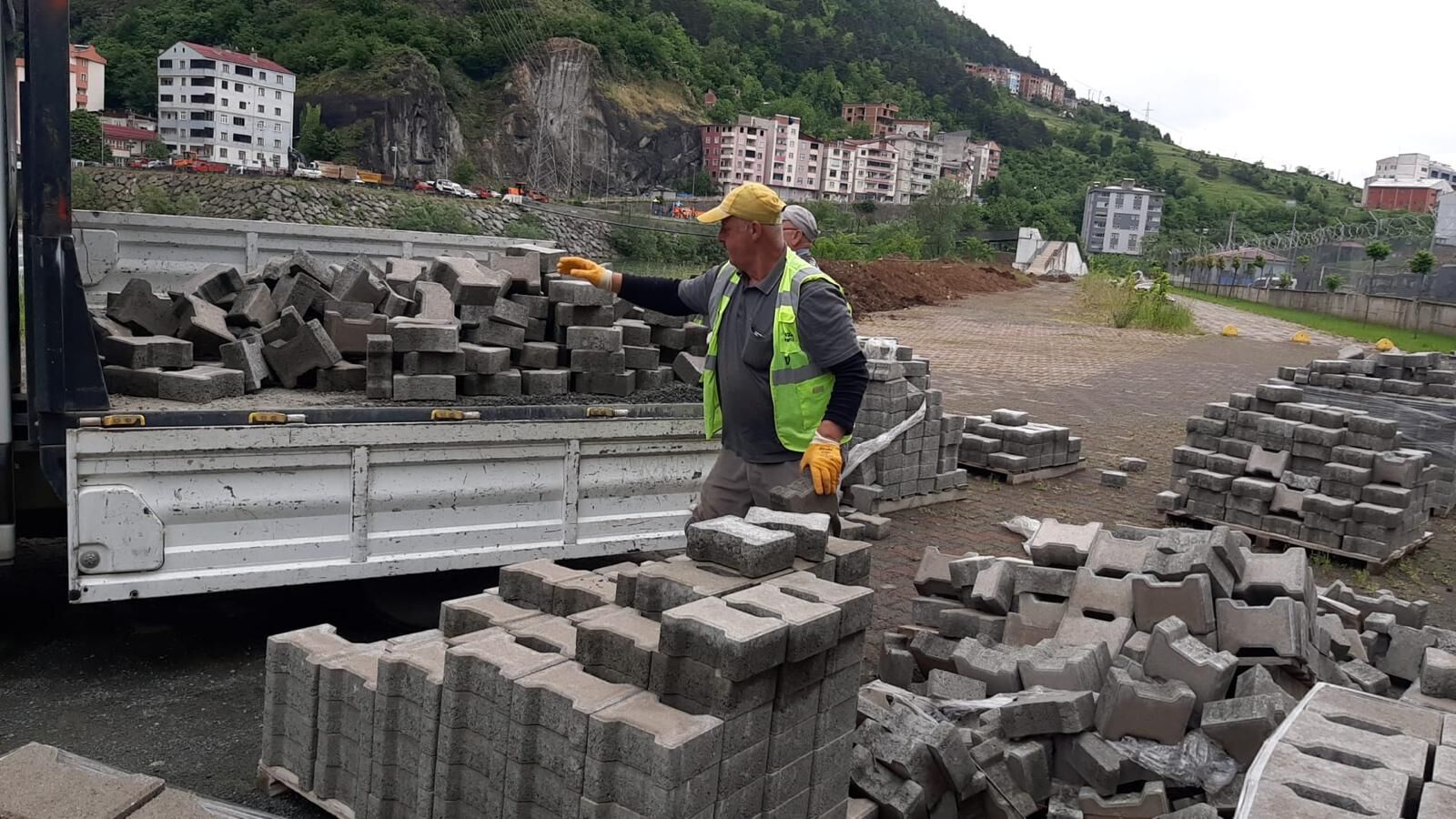 Sokaklara Renkli Dokunuş