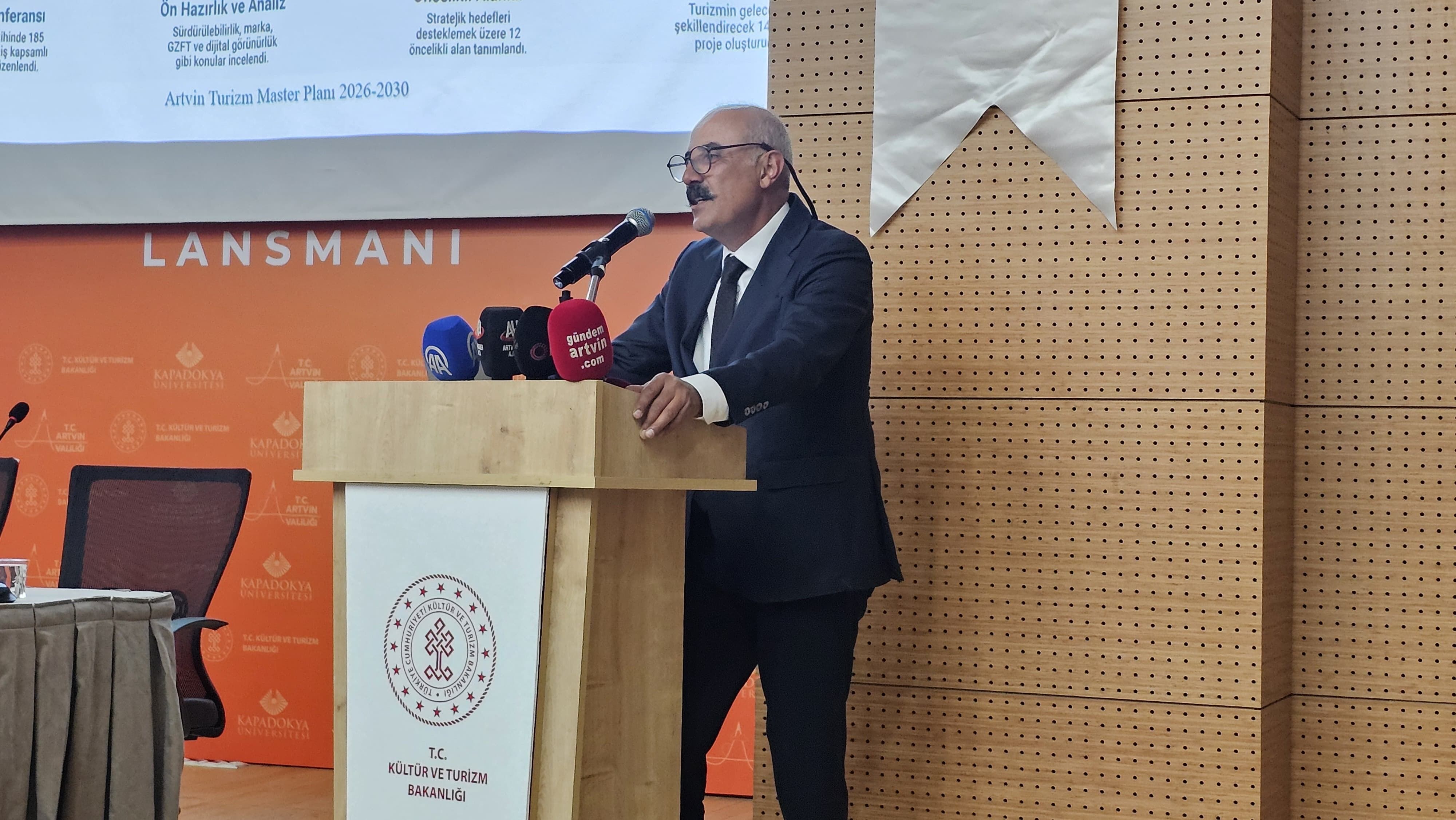 8353A209 B396 4Be2 B592 20278F588B51
