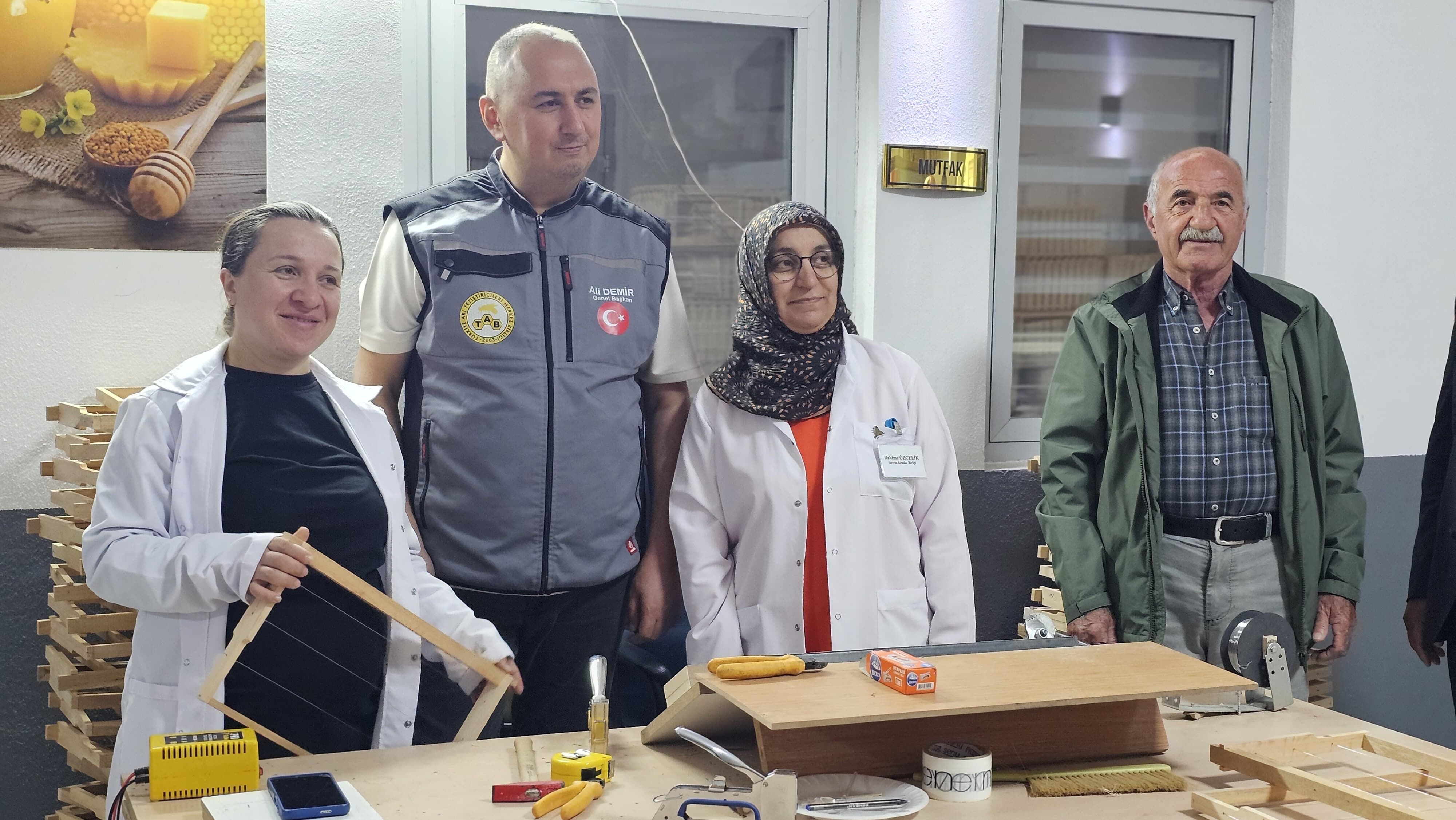 “Arı Olmazsa Hayat Yok” 3