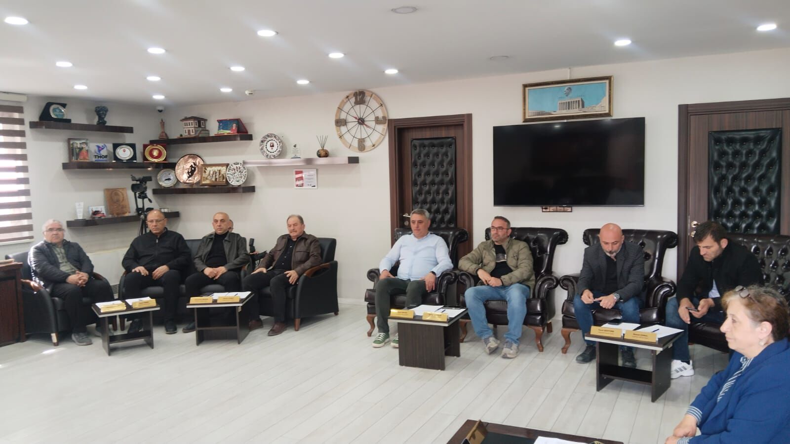Mecliste Önemli Kararlar Masada (2)