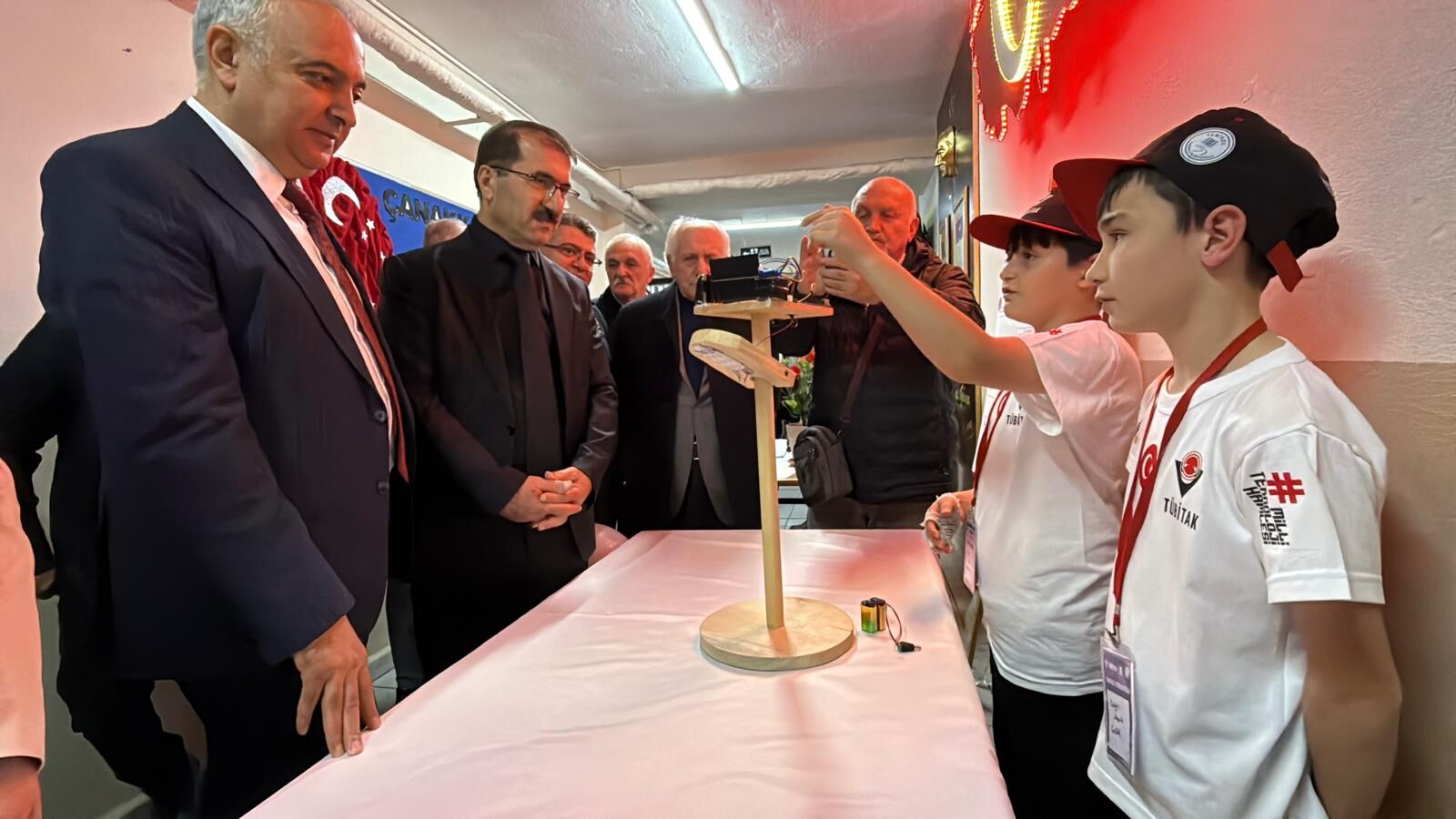 Tübi̇tak 4006 Bilim Fuarı Açıldı (2)