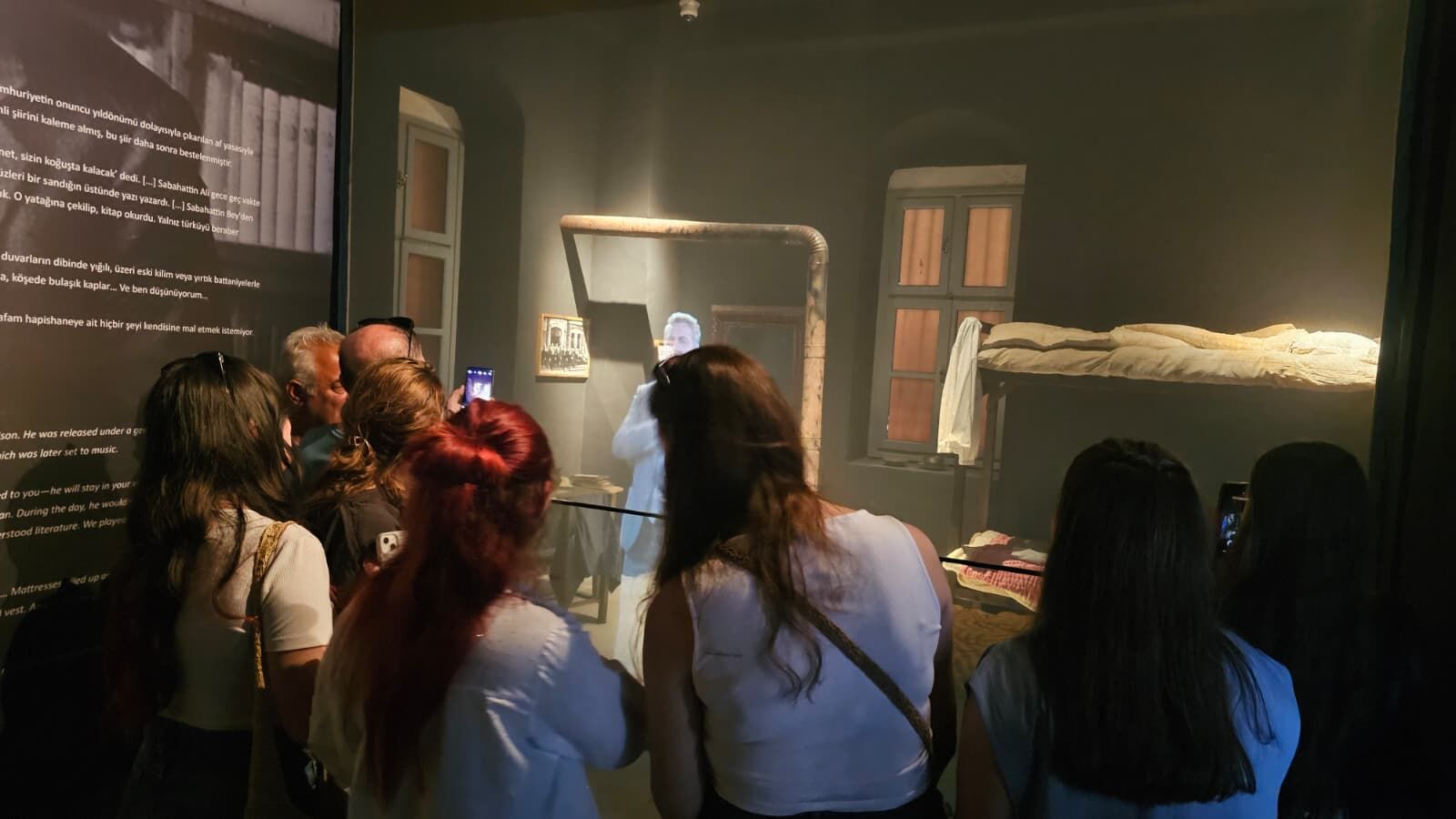 Artvinli Ziyaretçiler Tarihi Cezaevi’ni Gezdi-4