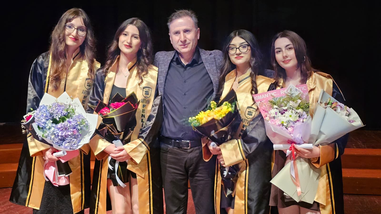 Artvin Fen Lisesi 17. Mezunlarını Verdi (14)