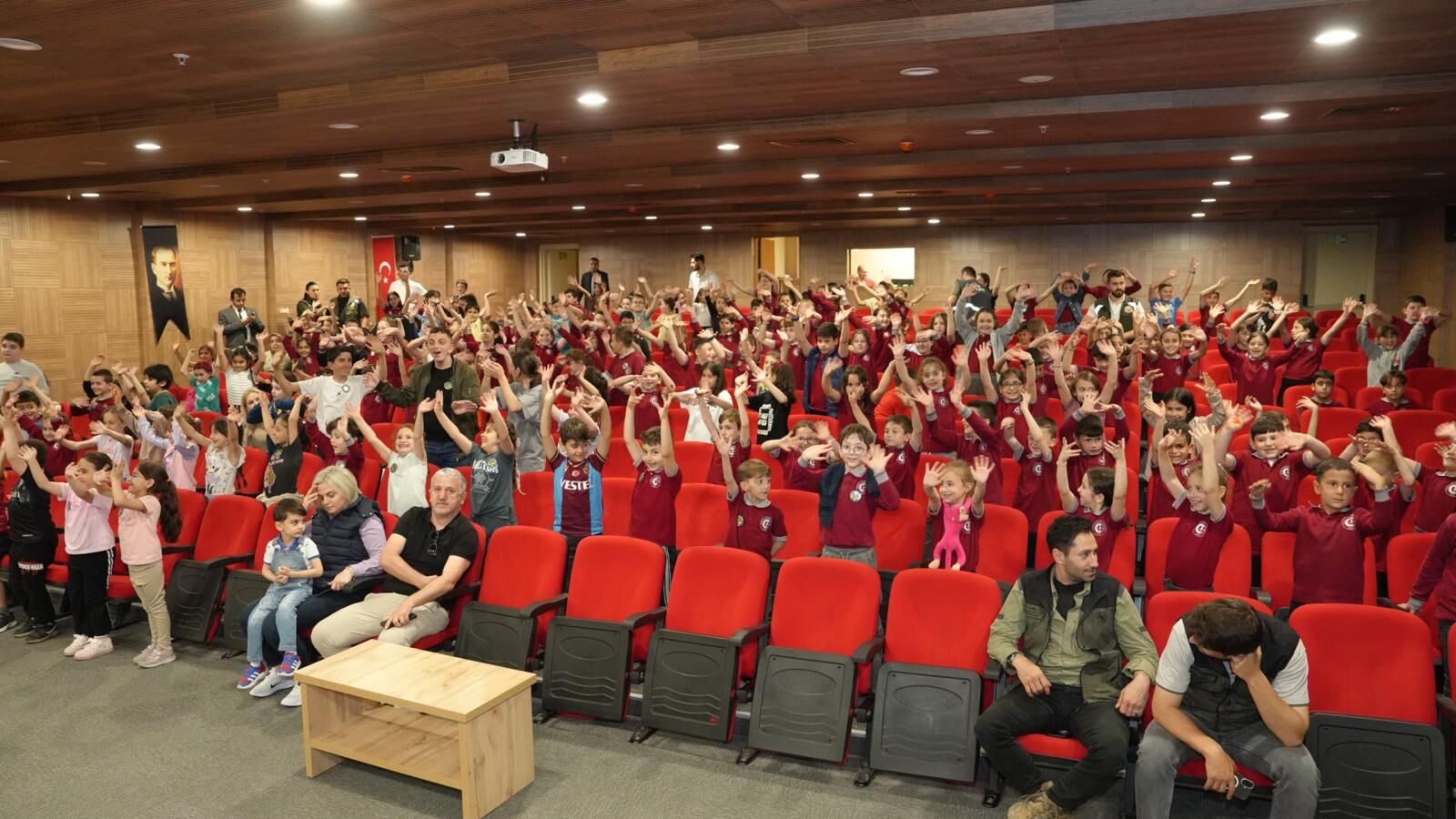 Çocuklara Eğlenceli Yoldan Çevre Bilinci Aşılandı (3)