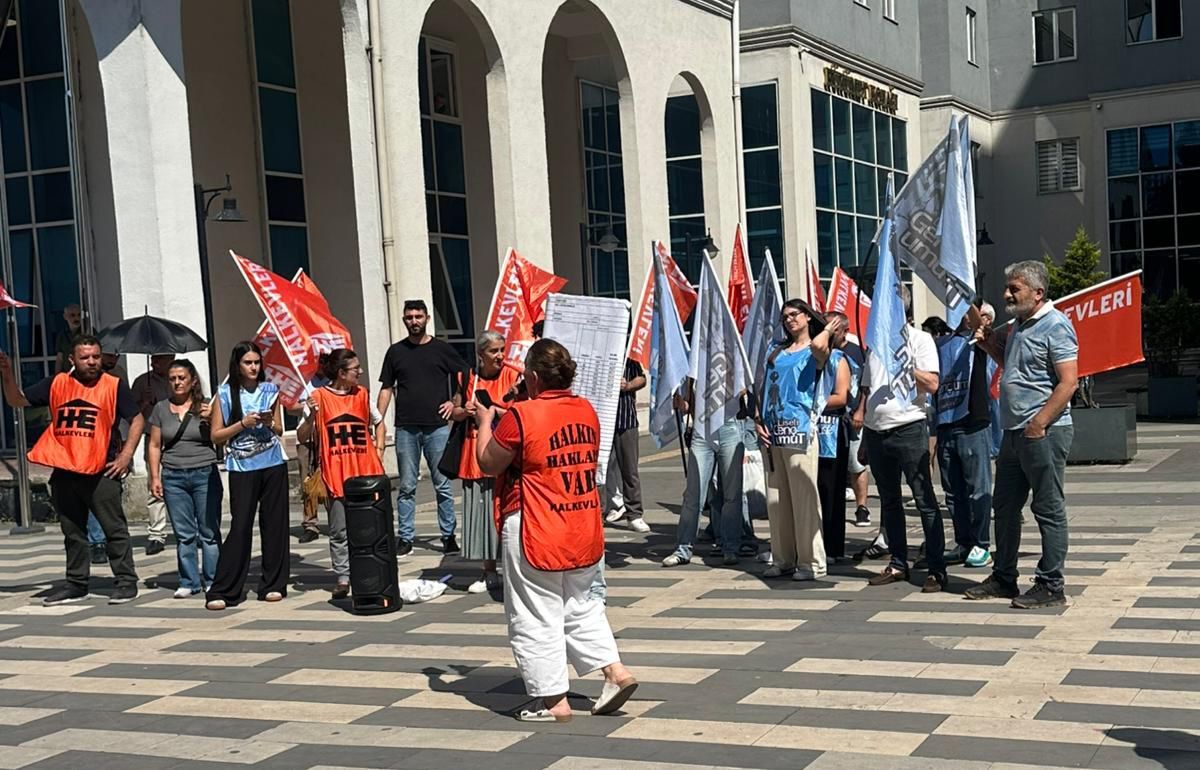 Eğitim Politikalarına Tepki (1)