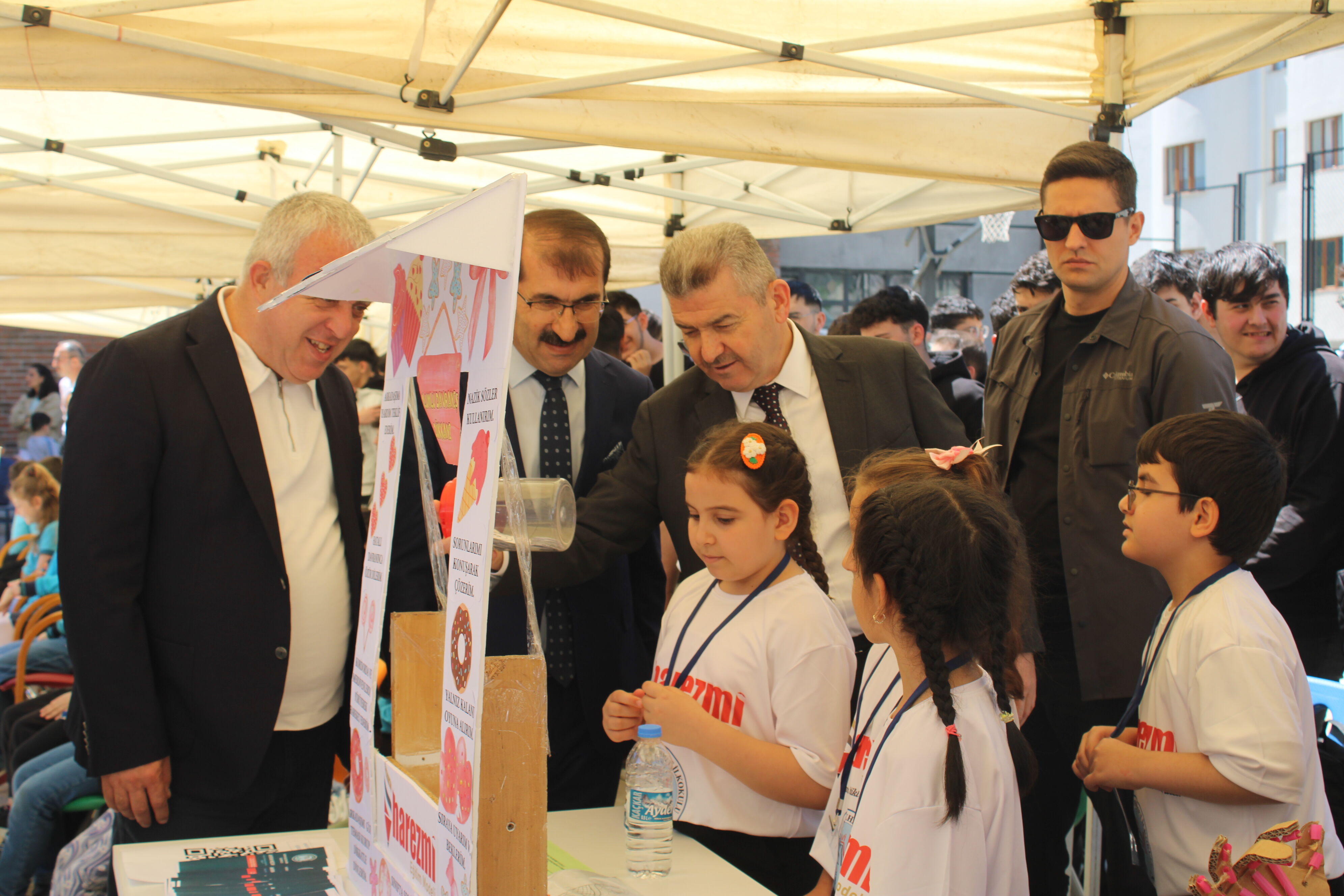 Hayal Ettiler, Tasarladılar, Sergilediler (3)