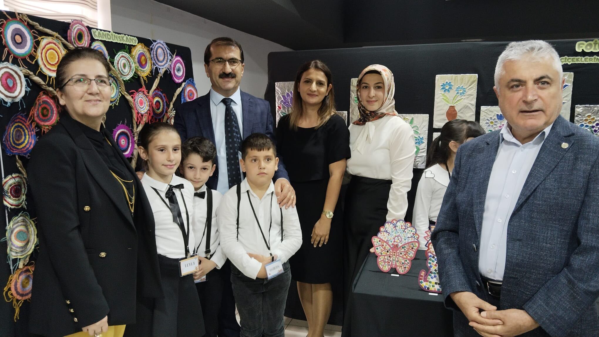 Minik Ellerden Büyük Eserler (1)