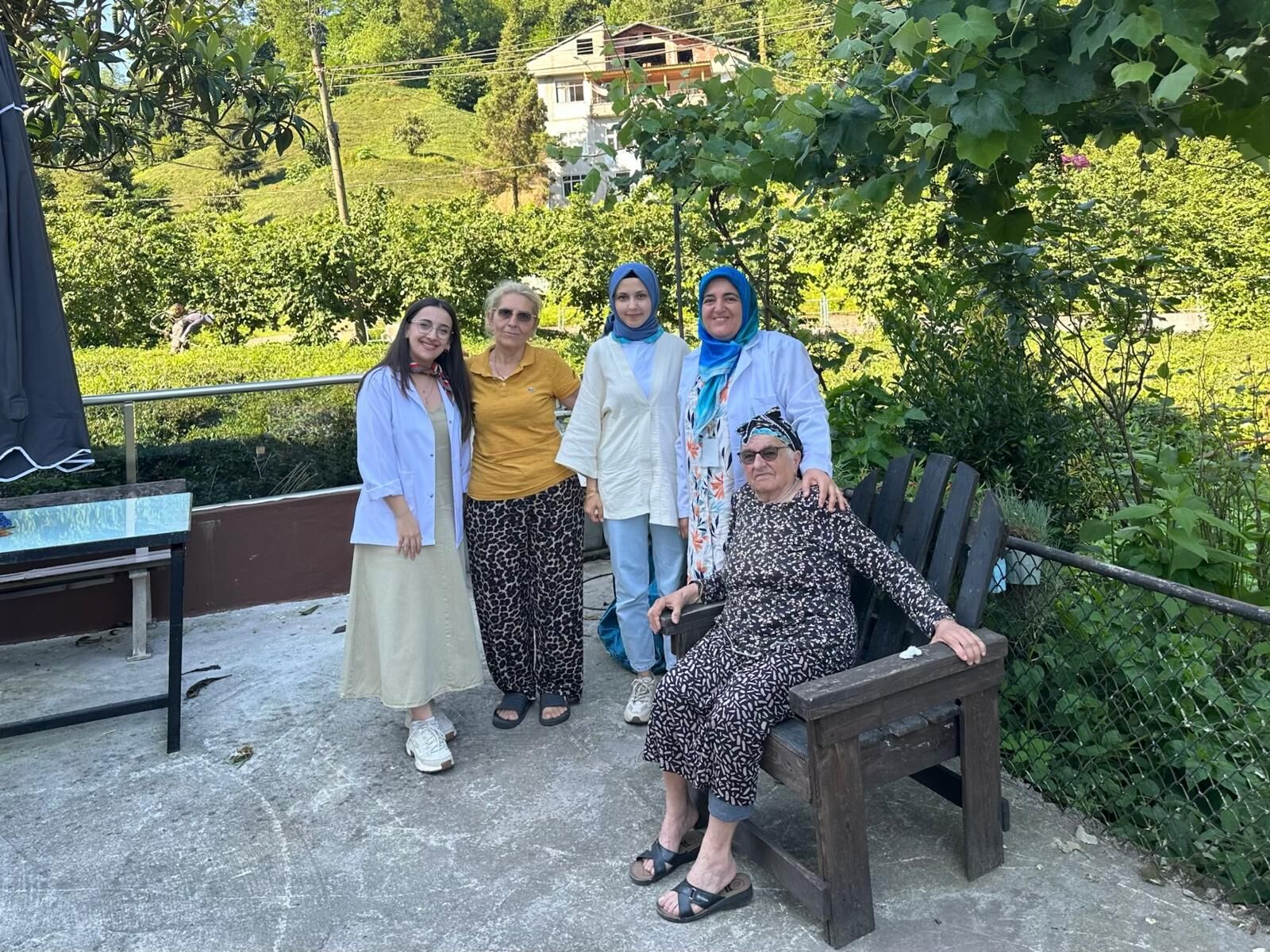 Mobil Sağlık Hizmetleri Köylerde Sürüyor (2)