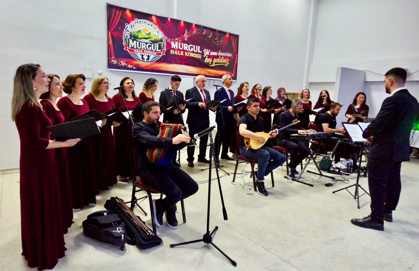 Murgul Halk Korosu’ndan Yıl Sonu Konseri