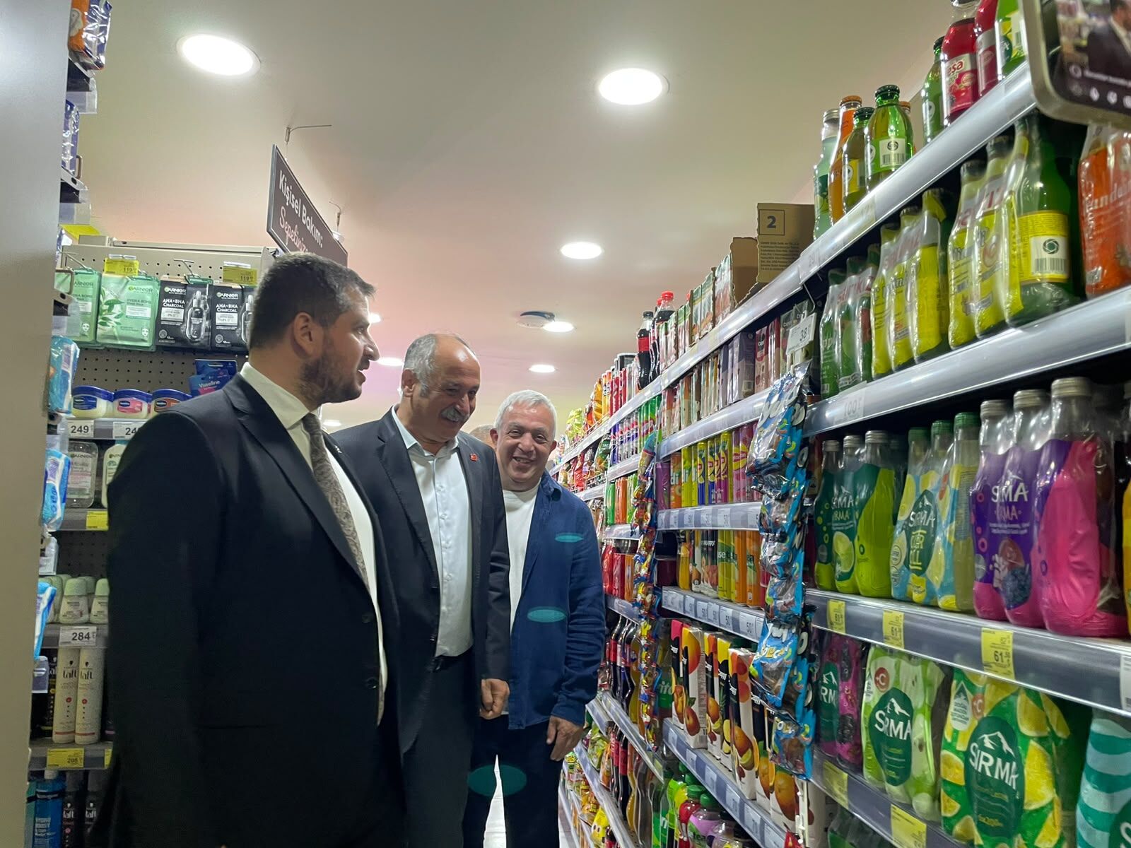 Kültür Sokak’ta Mini Carrefour Açıldı