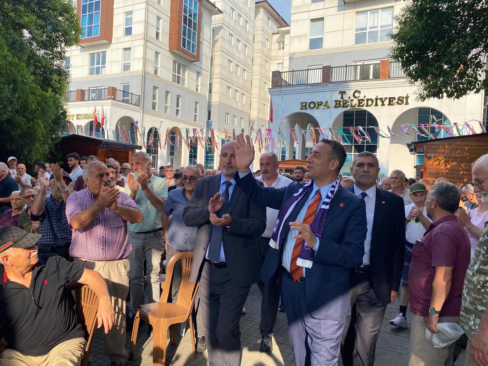 Ali Mahir Başarır Hopa’da Partililerle Buluştu-3