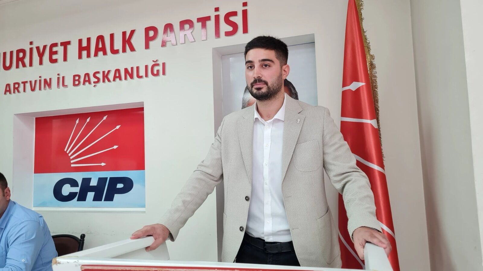 Artvin CHP'den İlk İstifa