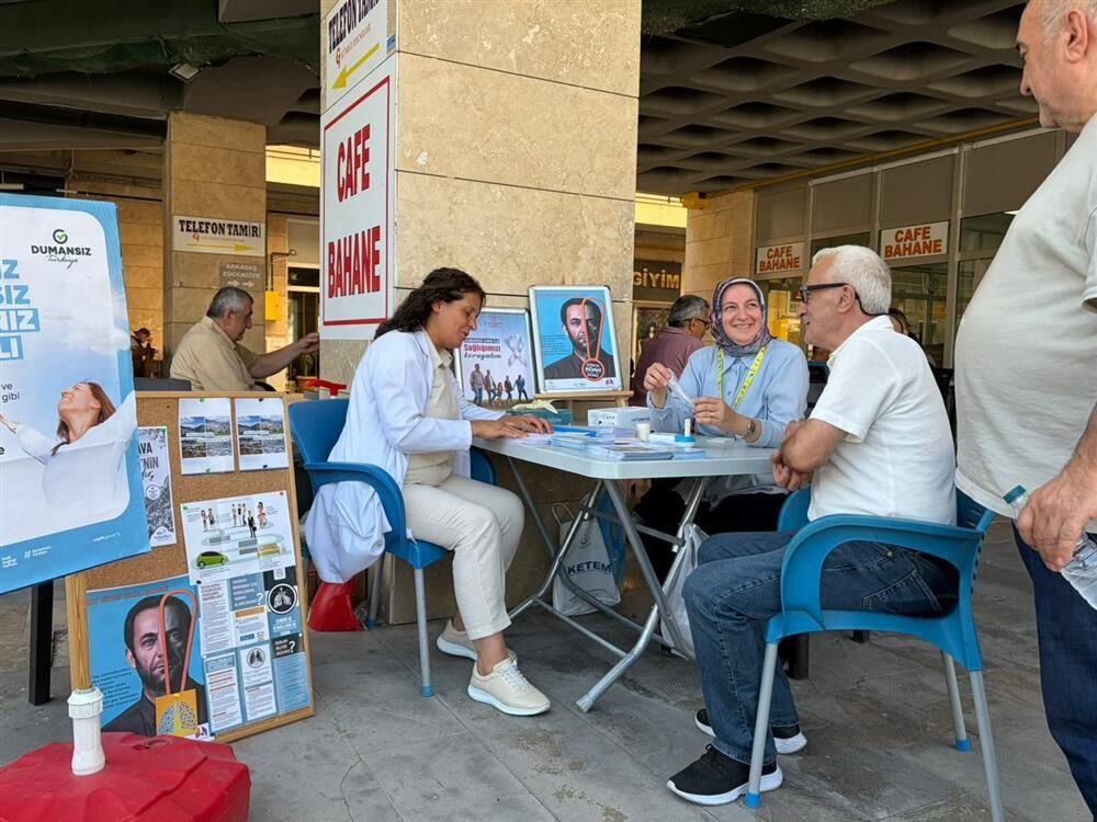 “Dumansız Şehir Artvin” Bilgilendirme Stantları Kuruldu-3