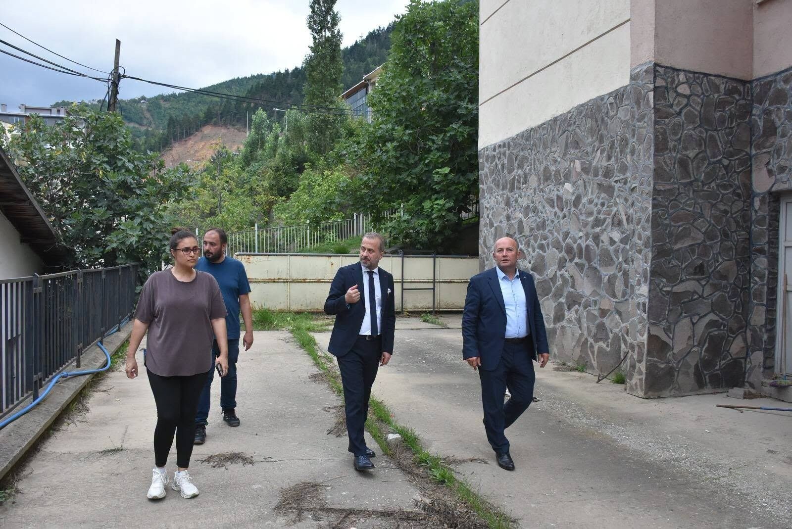 1-Ayşen Özyeğin Ortaöğretim Kız Öğrenci Yurdunda Çalışmalar Değerlendirildi
