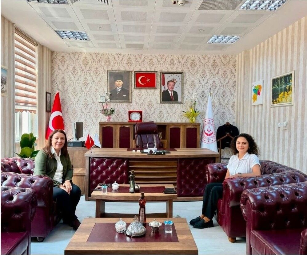 AÇÜ Rektörü Aydın ve İl Müdürü Usta Bir Araya Geldi-1