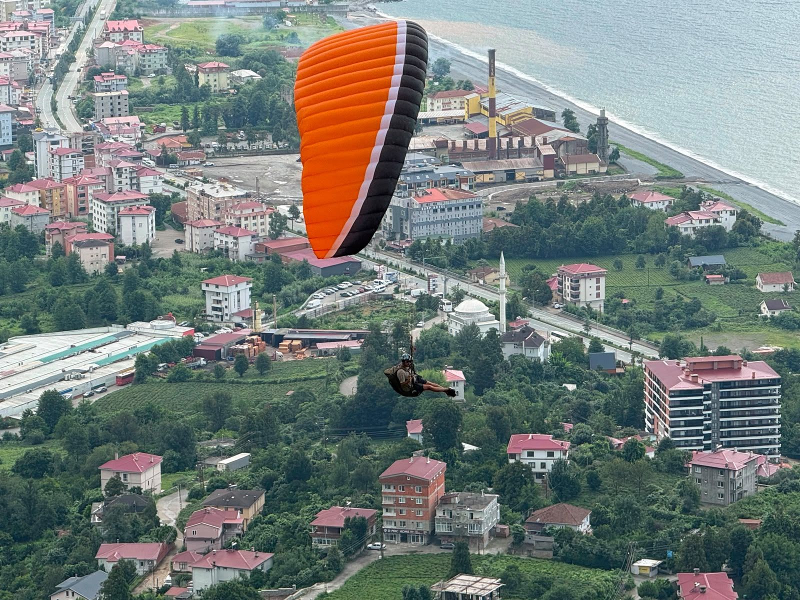 Kemalpaşa’da Sporcular Test Uçuşlarını Gerçekleştirdi
