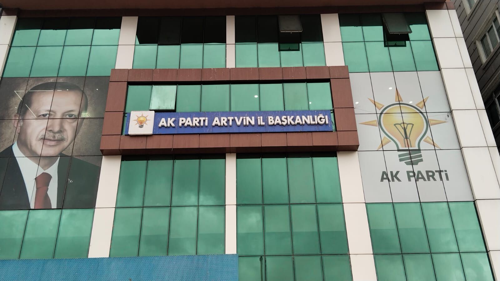 AK Parti’de istifa hareketliliği: Gözler ‘Yeni Parti’ iddialarında