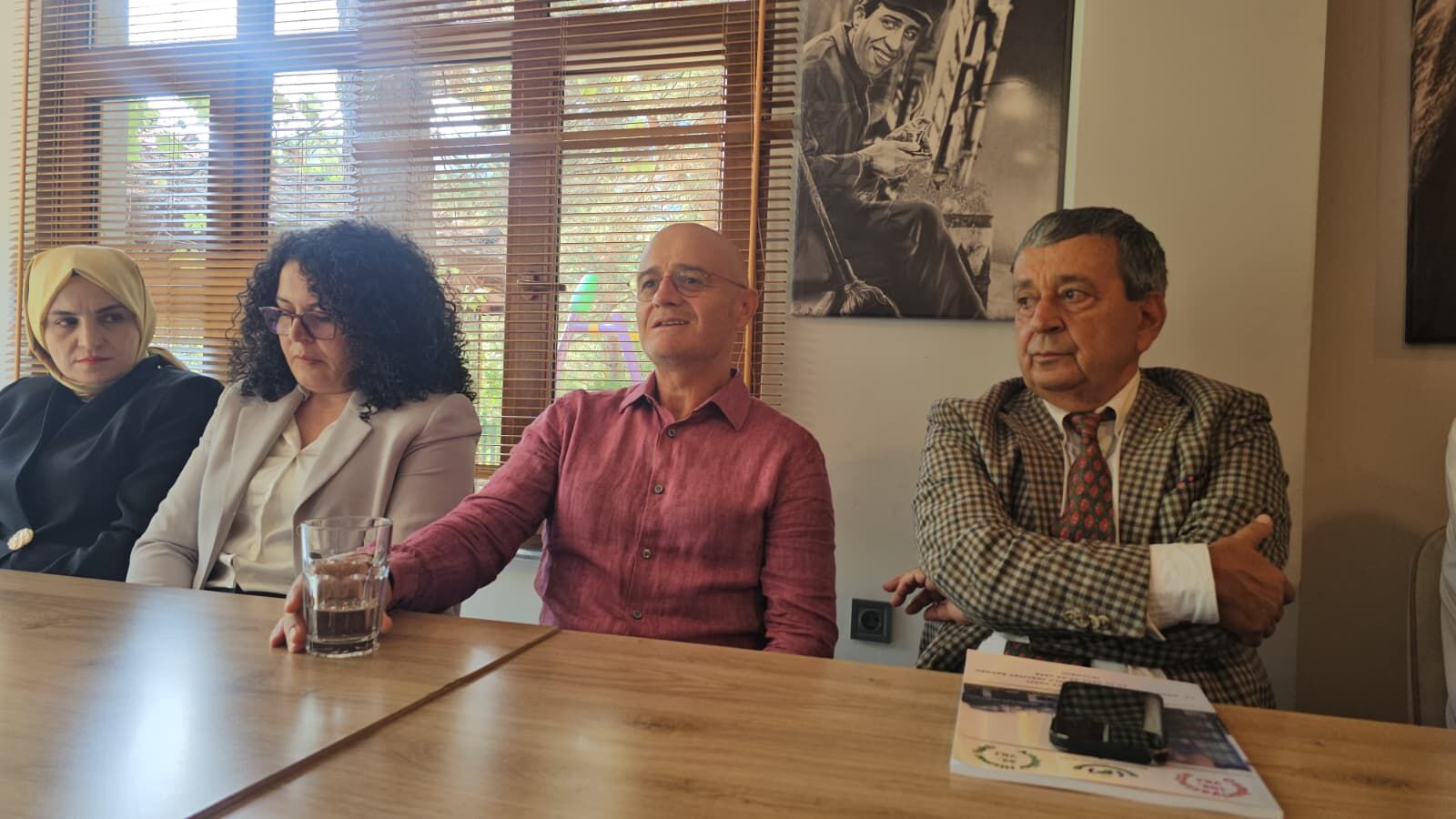 ARTVİNLİLER HİZMET VAKFI’NDAN EĞİTİME TAM DESTEK-3