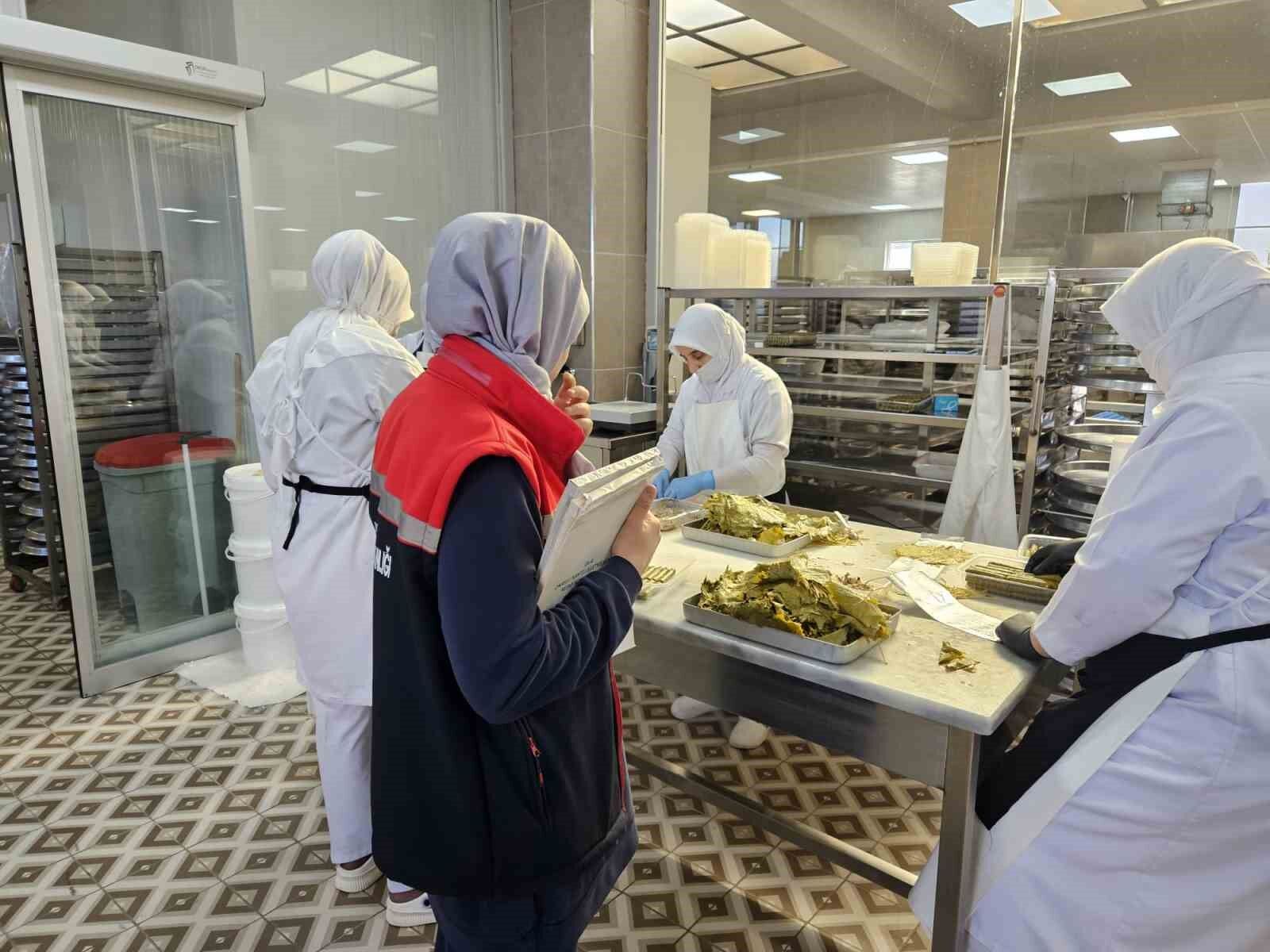 Erzurum'da gıda denetimleri hız kesmiyor: 1 haftada 410 işletme kontrol edildi