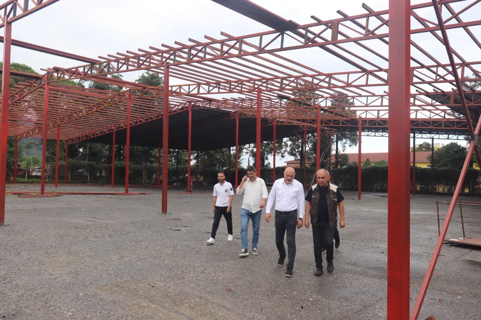 “Çay Fabrikasında Yeni Depolama Alanı İçin İnceleme”