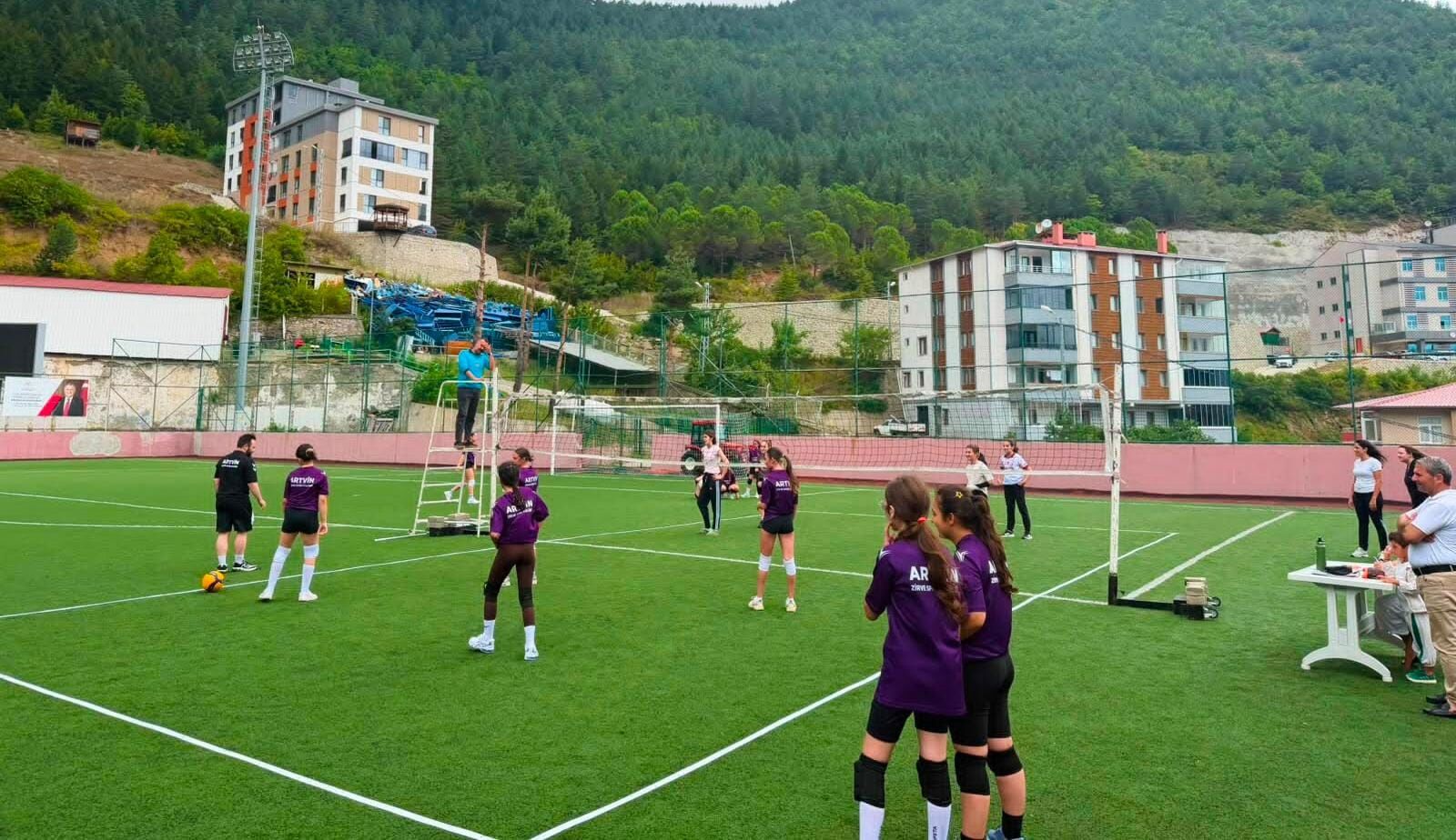 1-Artvin Zirve Spor Kulübü Yeni Sezona Hazırlanıyor