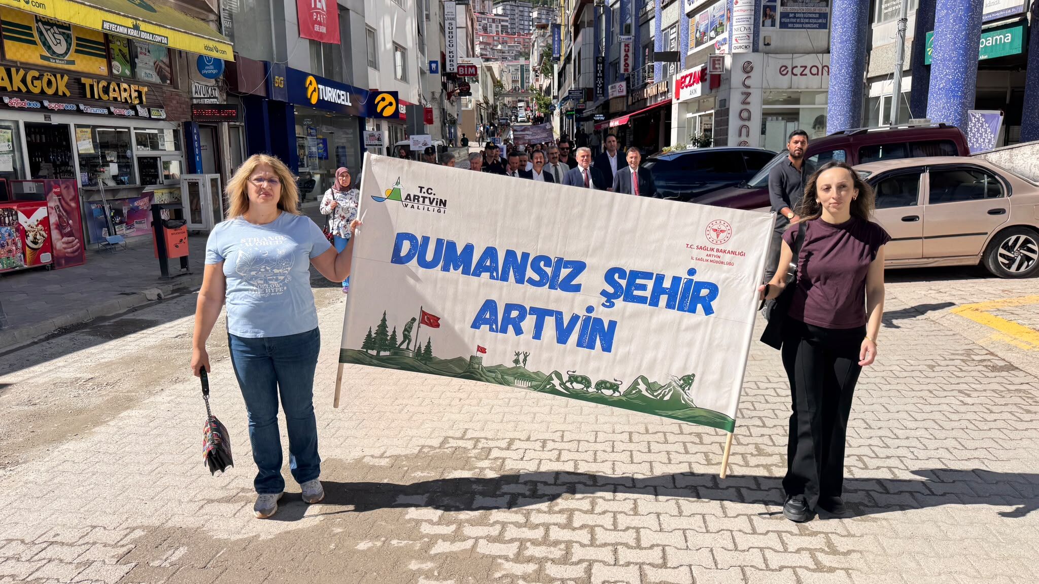 3-Artvin’de Halk Sağlığı İçin Farkındalık Yürüyüşü