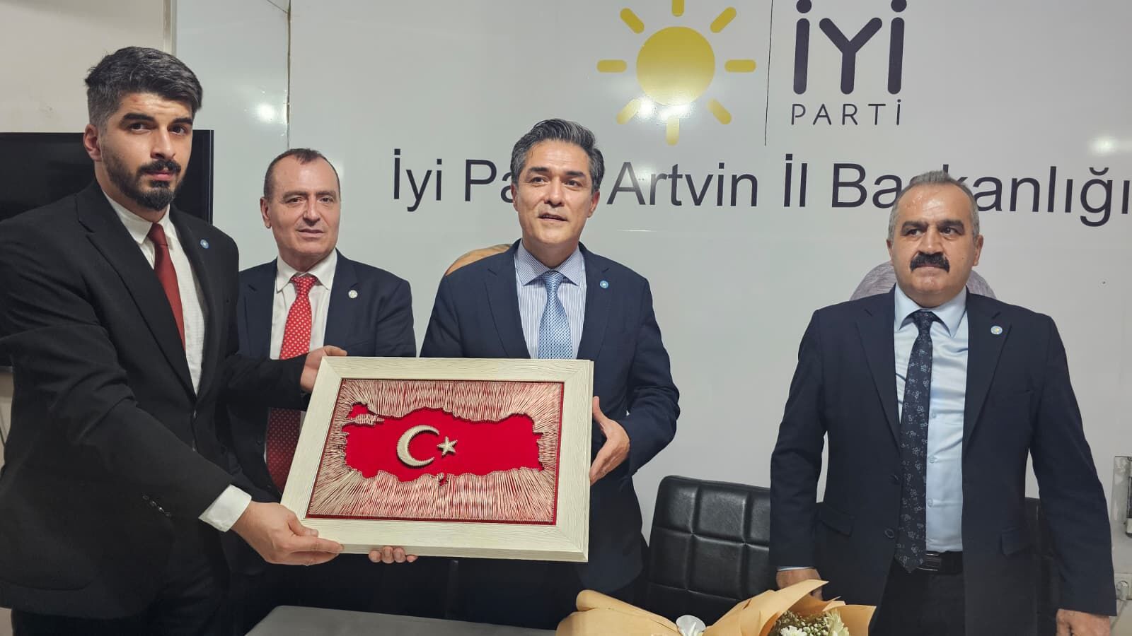 İYİ Parti Sözcüsü Kavuncu Artvin’de