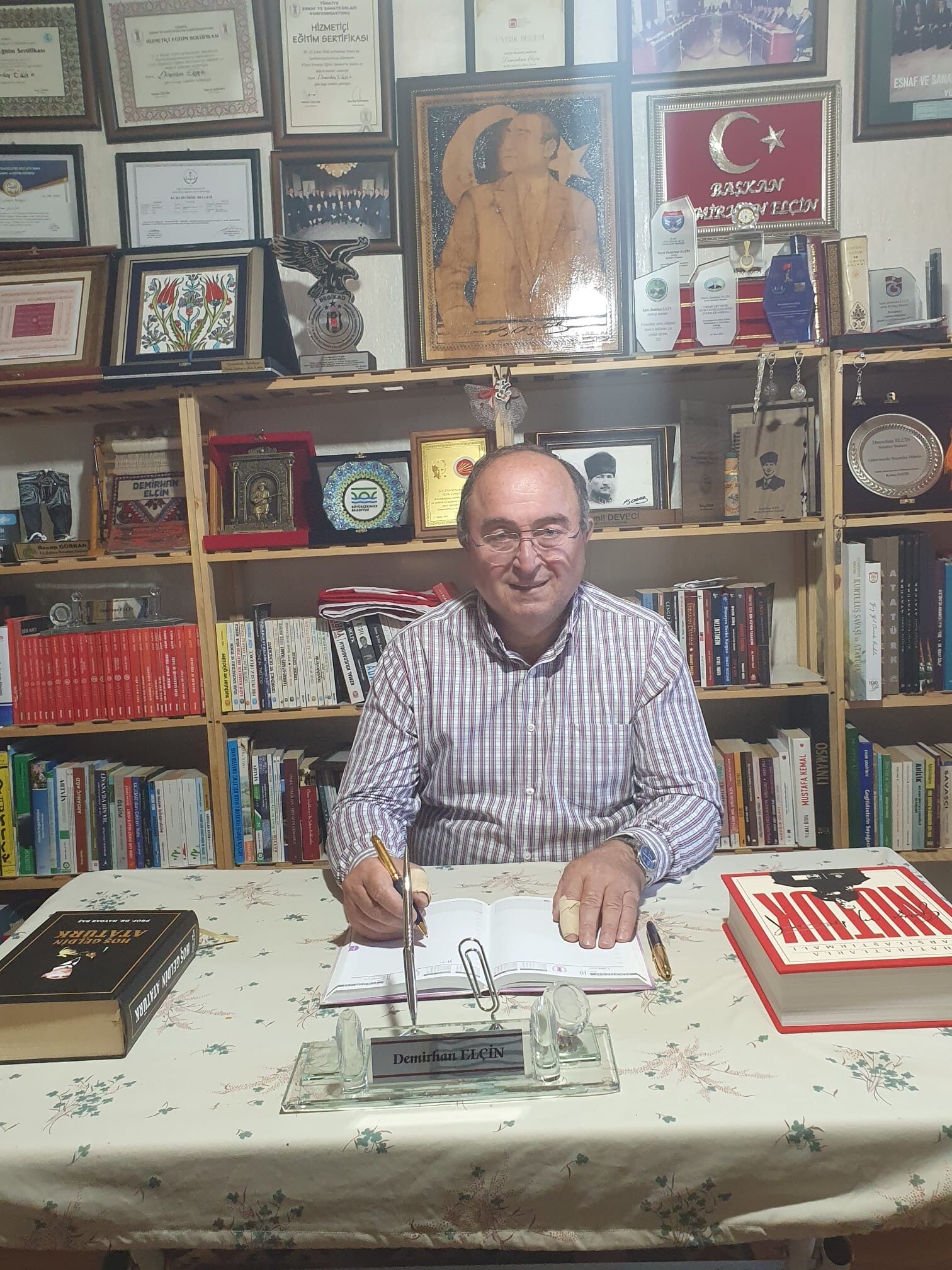 Geçmiş Dönem Artvin Belediye Başkanı Demirhan Elçin Artvin Siyaseti İçin Neler Söyledi?