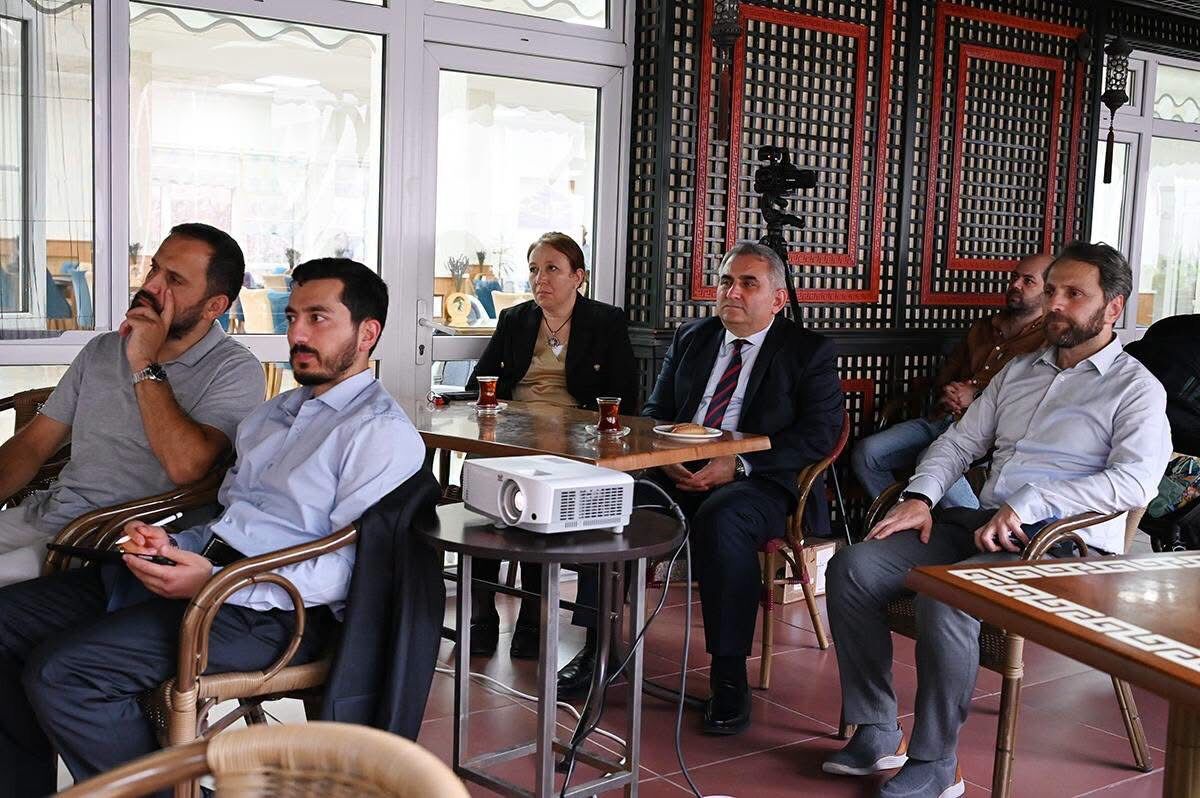 AÇÜ Bilim Kafe’de Gazze’de Eğitimin Geleceği Konuşuldu