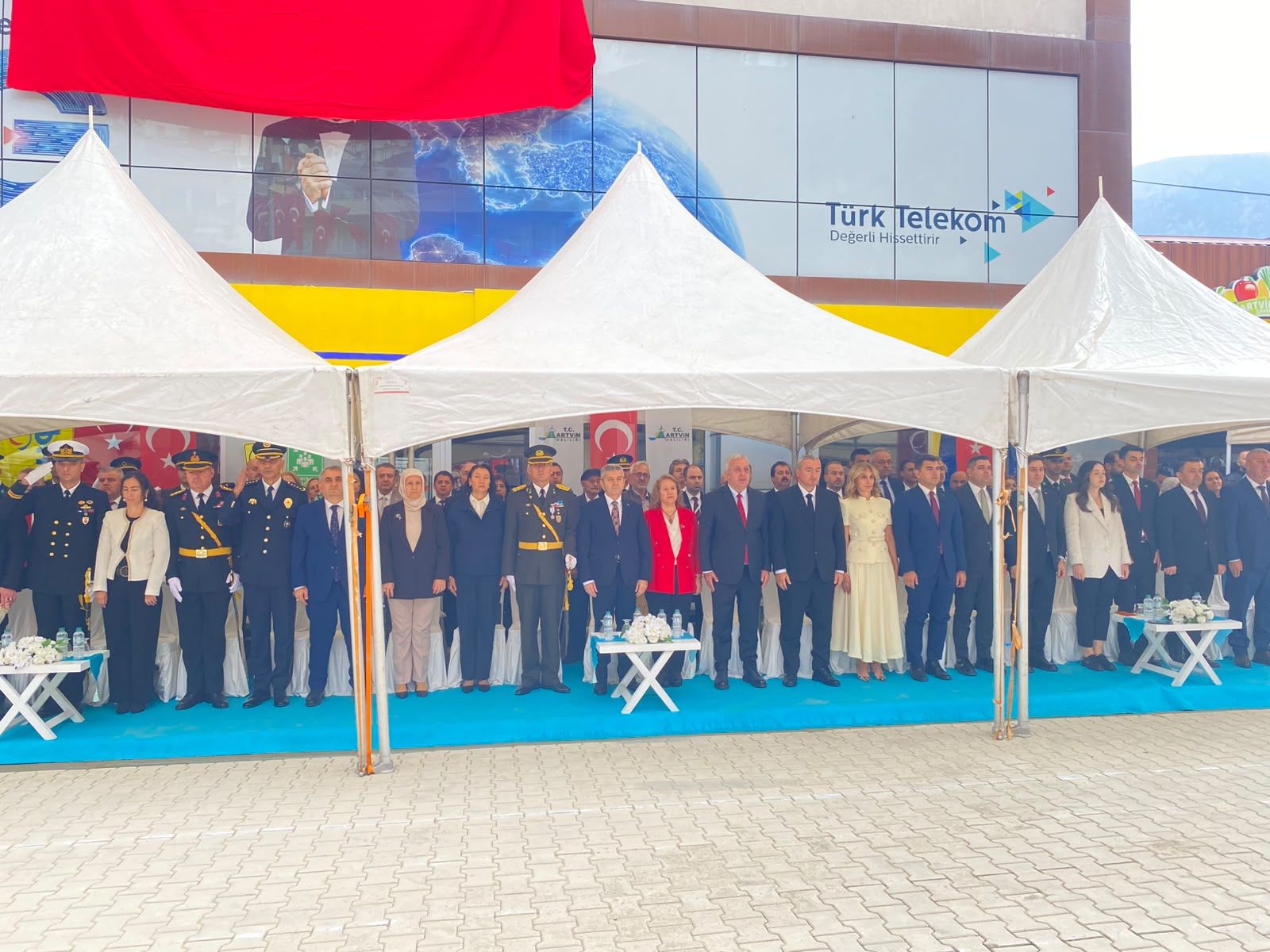 Artvin’de Cumhuriyet Coşkusu Meydanlara Taştı