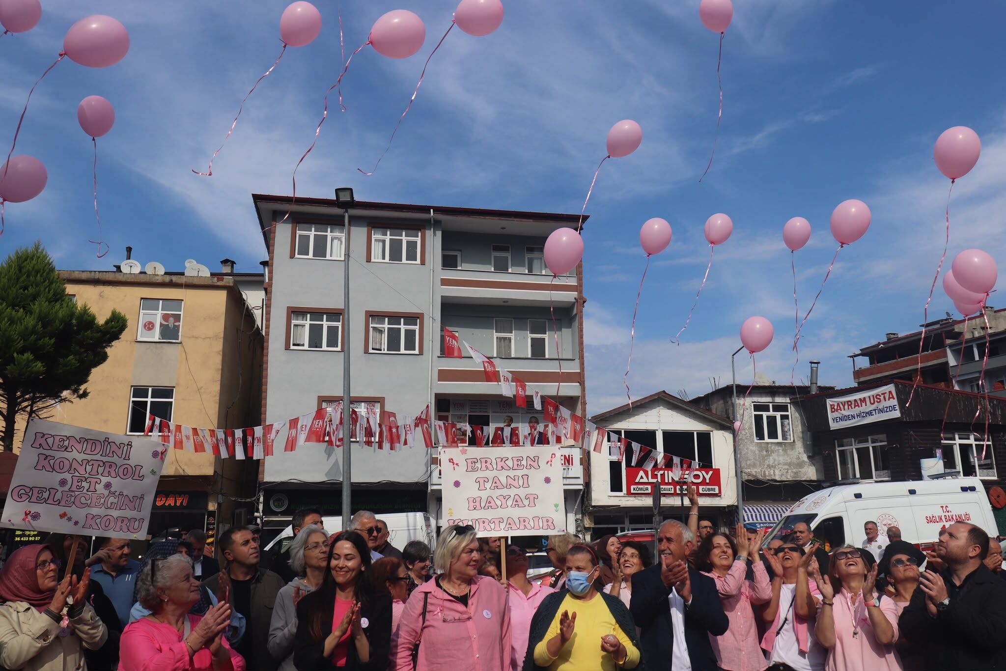 Meme Kanserine Karşı Pembe Yürüyüş