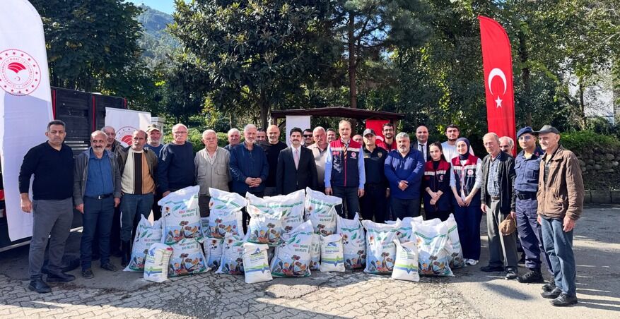 Üreticilere Organik Gübre ve Tarım Kireci Desteği