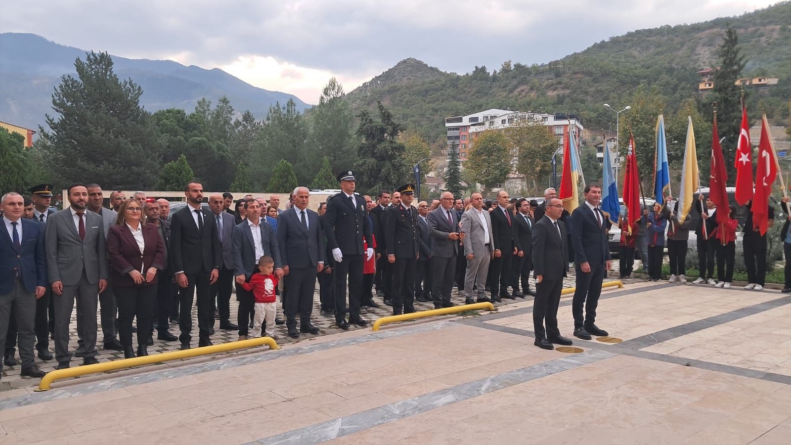 Ardanuç’ta Cumhuriyet Bayramı Töreni