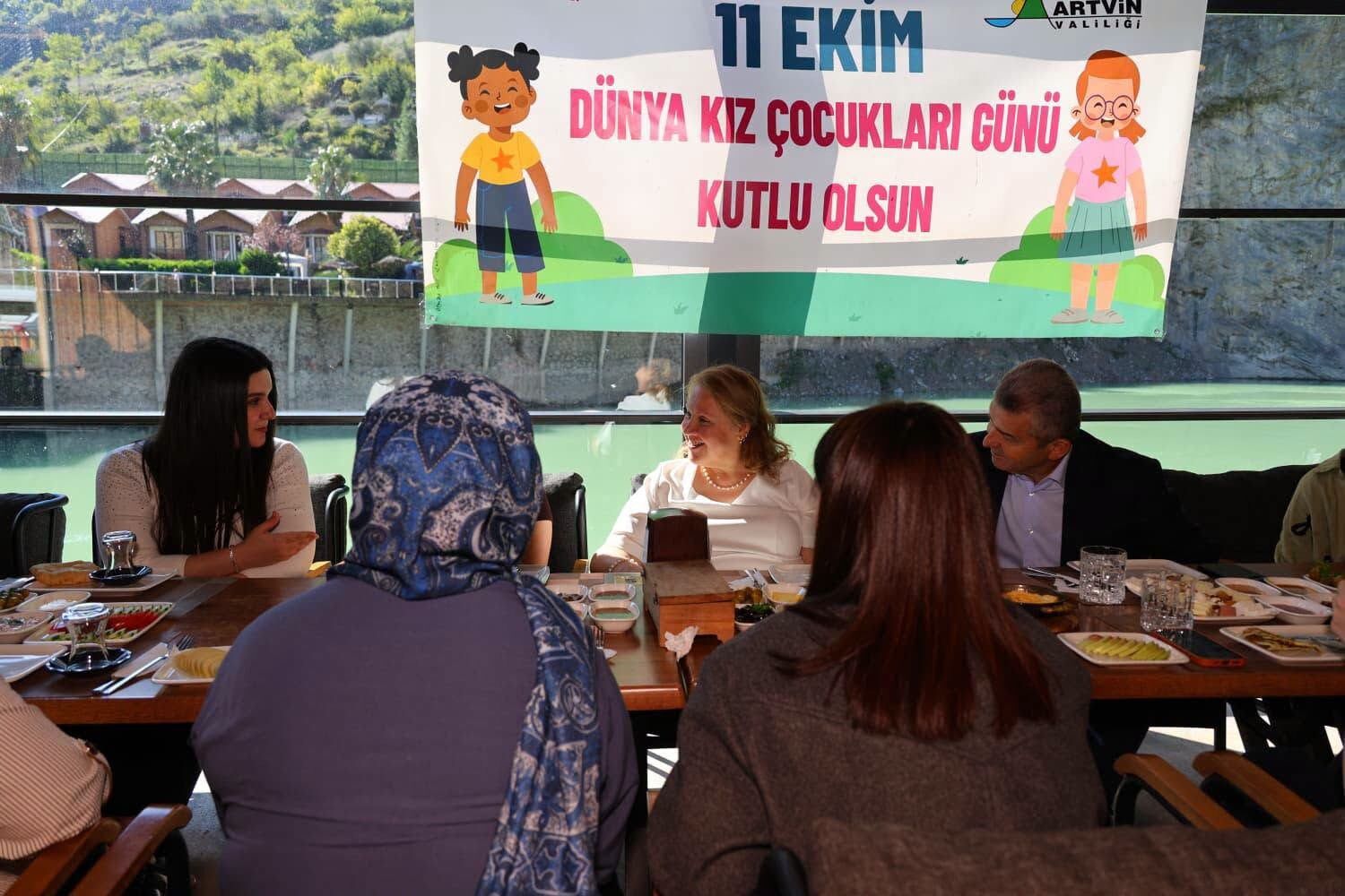 Artvin’de Kız Çocuklarına Özel Buluşma