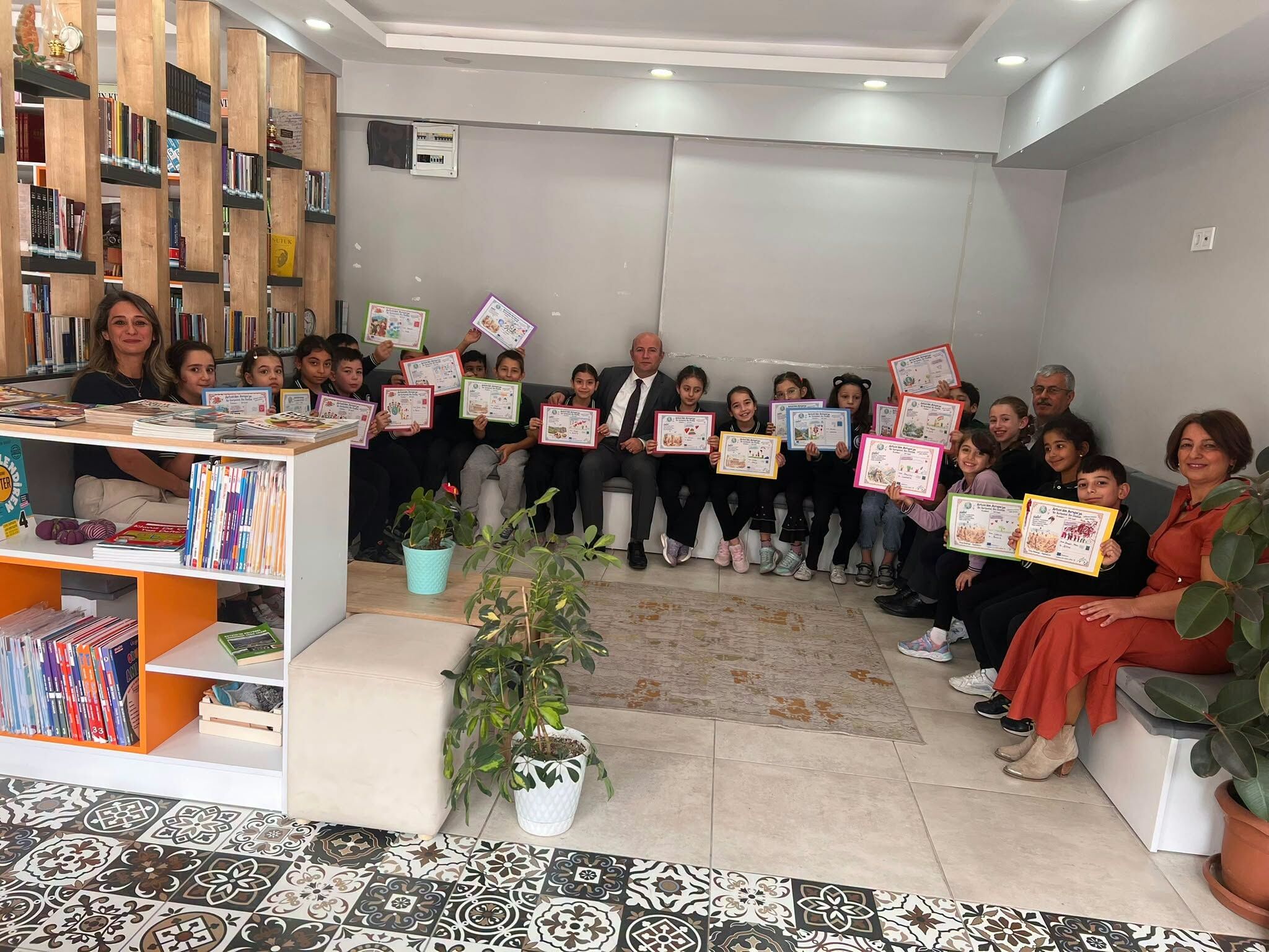 Bir Kartpostalla Artvin’i Avrupa’ya Taşıyorlar