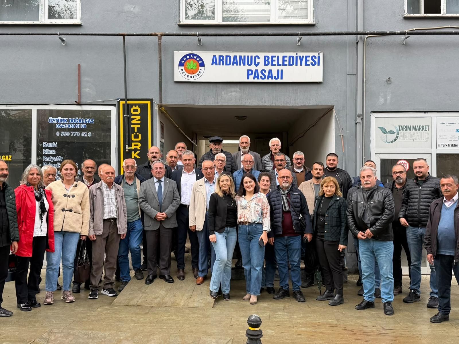 Bedrettin Kalın, Şavşat ve Ardanuç örgütleriyle buluştu