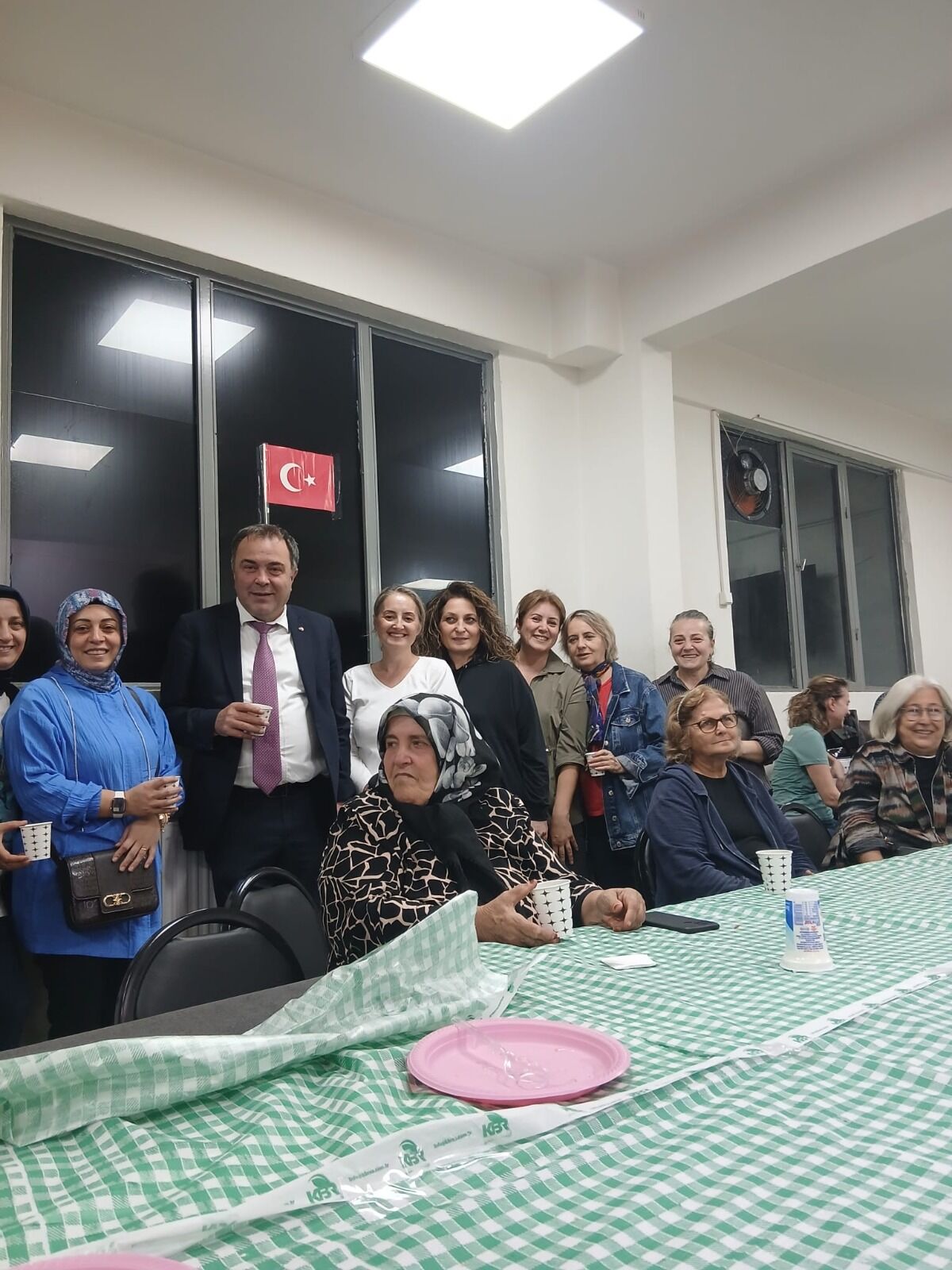 Çayağzı’nda mahalle sakinleri aynı sofrada buluştu