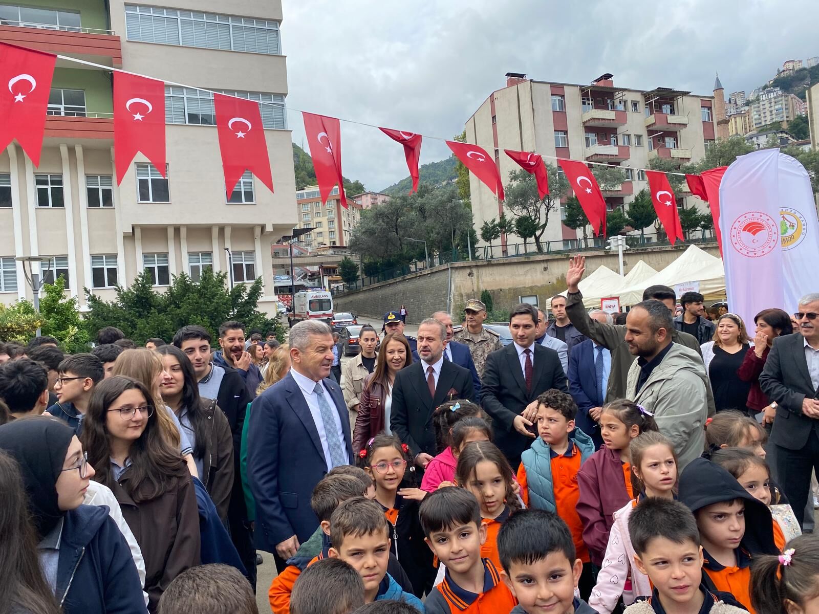 Artvin’de Bilim Atölyeleri Kapılarını Açtı