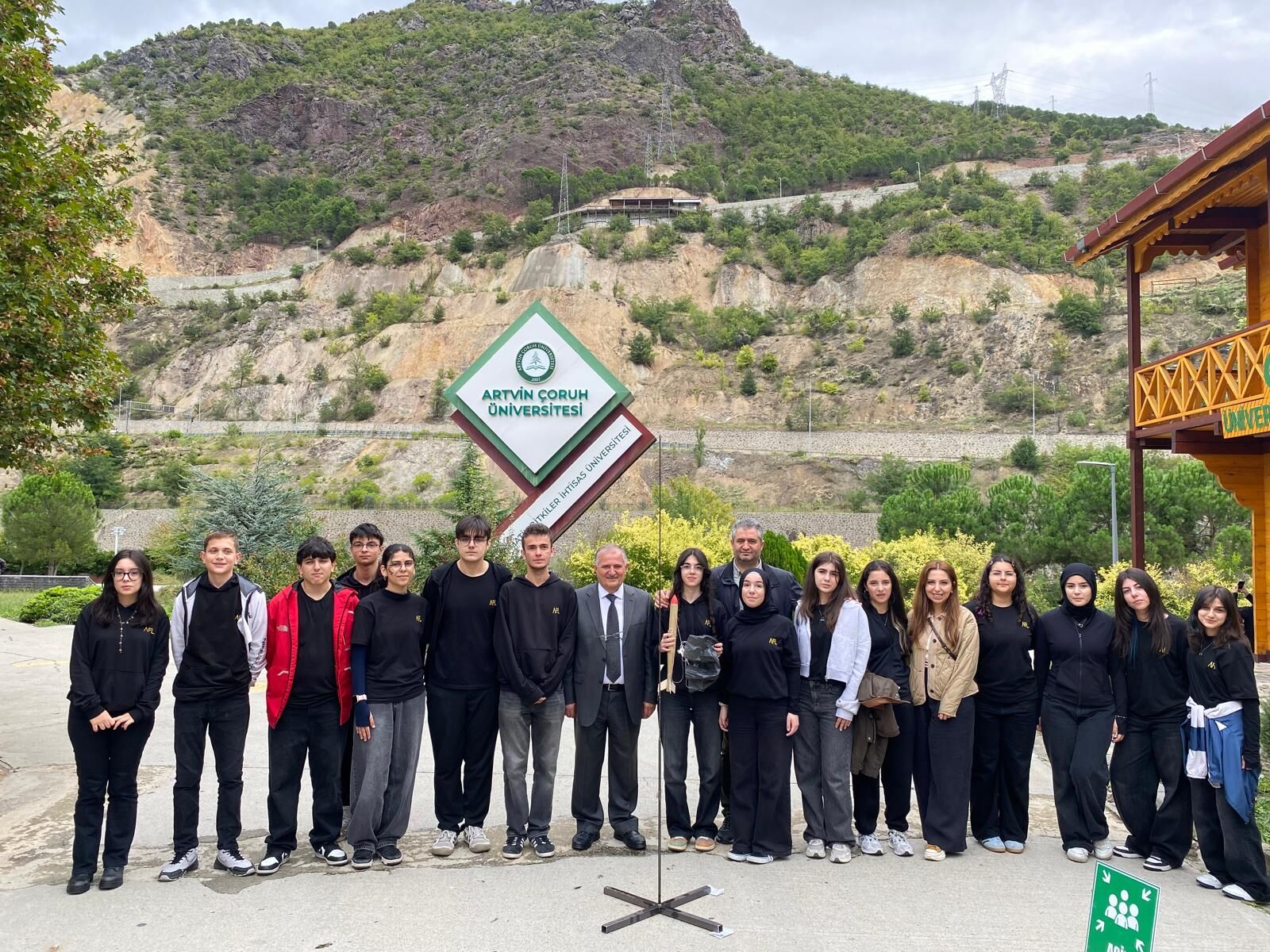 Fen Lisesi Roketi Artvin Semalarında