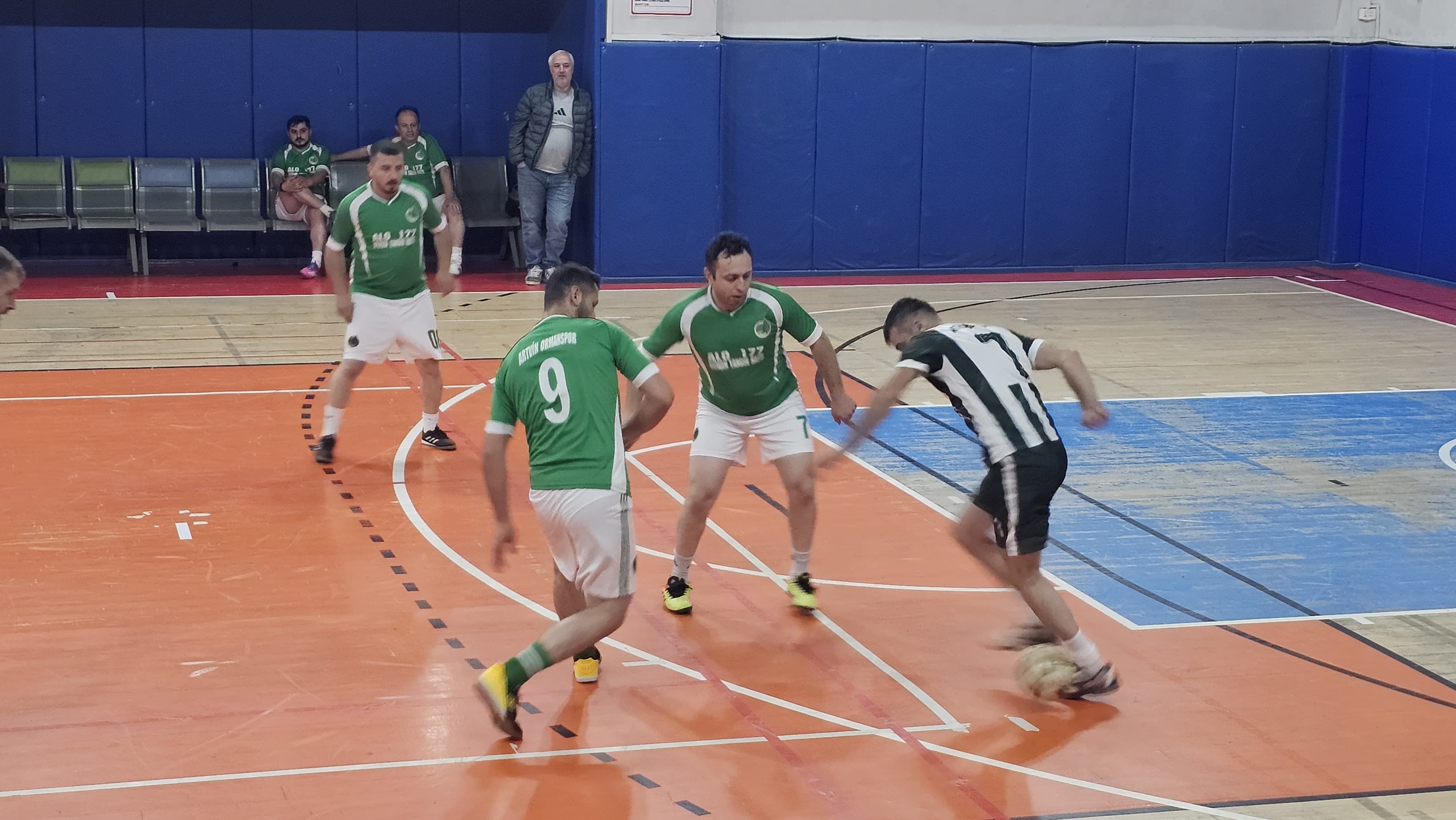 4. Kamu Spor Oyunları’nda İkinci Gün Futsal Heyecanı-5